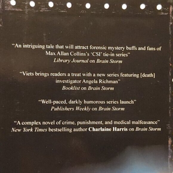 3/$13 A Star is Dead by Elaine Viets adult hardcover mystery novel 2021 - Picture 5 of 6